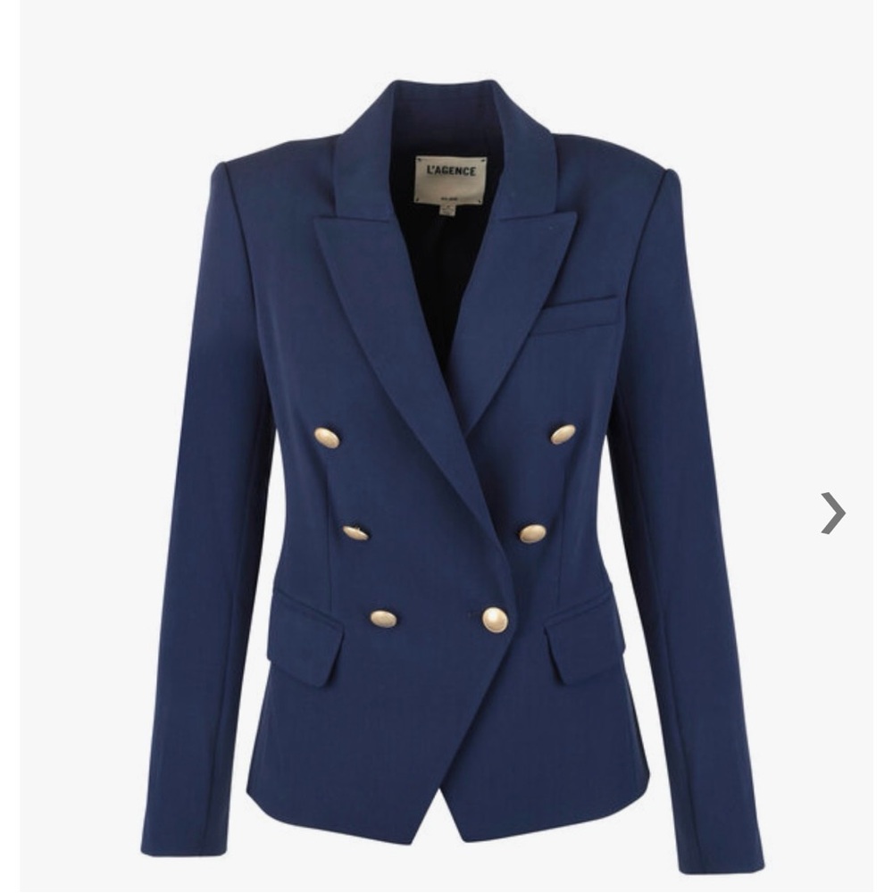 L’Agence Nevis Blazer
